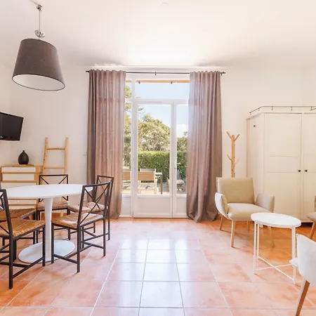 Le Domaine De La - De Dans Un Cadre Enchanteur Hyères