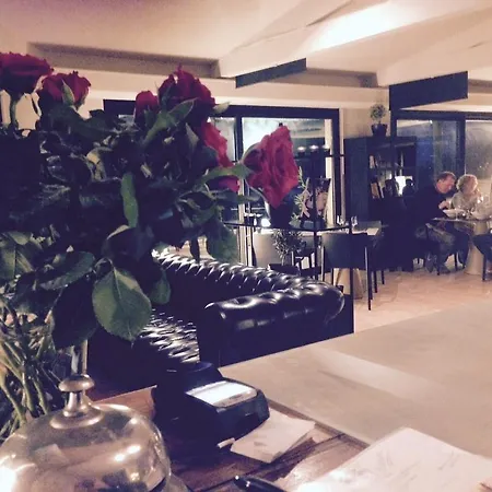 Le Domaine De La - De Dans Un Cadre Enchanteur Apartament